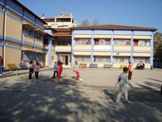 dimotiko larisas3