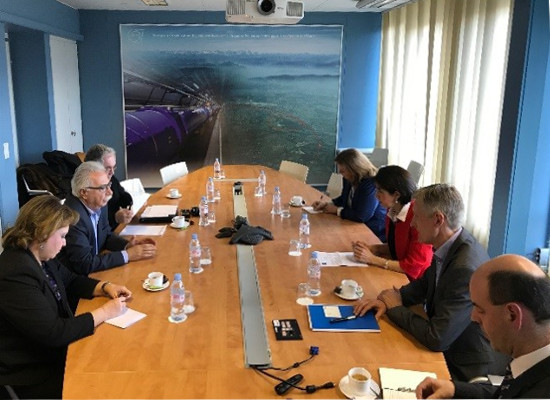 es 3