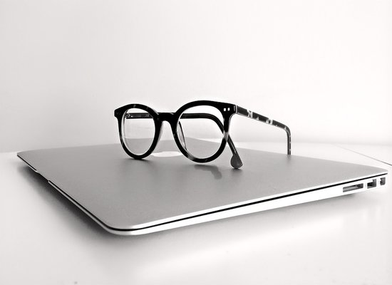 rsz 1macbook 1526449 960 720